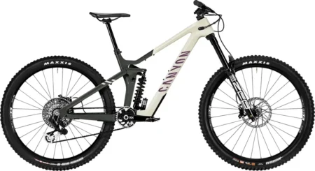 2024 Canyon Strive CFR LTD