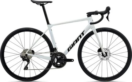 2025 Giant TCR Advanced 2 PC